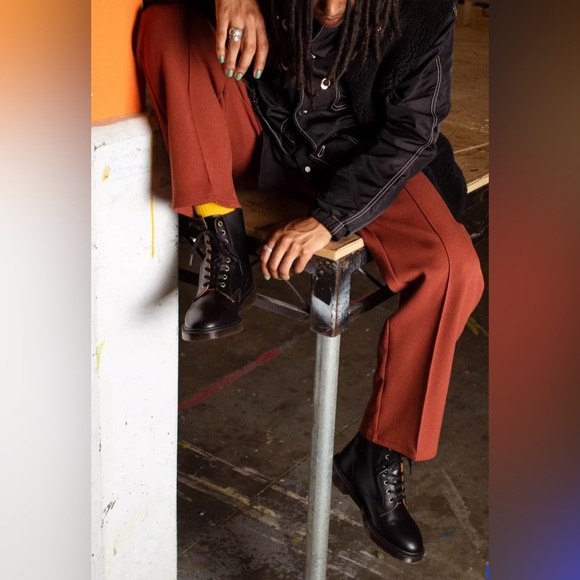 NWT Dr.Martens 1460 Vintage Smooth Leather Lace Up Boots - Picture 2 of 14